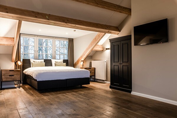 Champagne Suite Landgoed Altenbroek bedroom